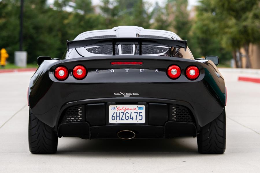  Lotus Exige S240 2008 года  (фото 5 из 108)